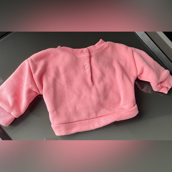 GAP baby girl pink plush jogger set size 0-3 months with bow detail - Picture 2 of 5